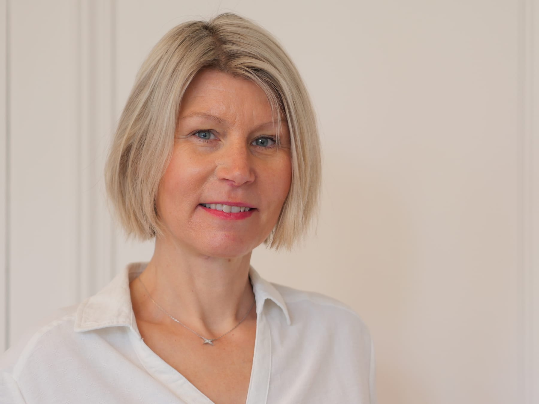 Portrait de Fabienne Grallet, fondatrice de l'agence Les Clés de Paris